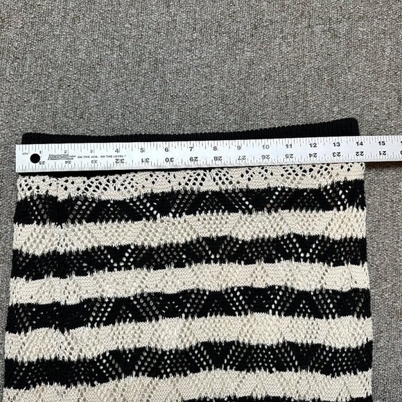 Freshman 1996 Urban Outfitters Black & White Crochet Maxi Skirt in Women's Large - Picture 3 of 6